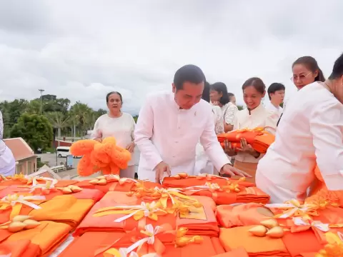 ร่วมพิธีฉลองสมโภชพระพุทธมหาธรรมราชเฉลิมพระเกียรติฯ ประจำปี 2568 