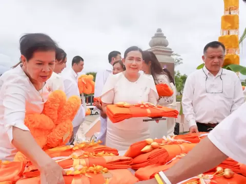 ร่วมพิธีฉลองสมโภชพระพุทธมหาธรรมราชเฉลิมพระเกียรติฯ ประจำปี 2568 